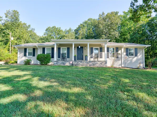 201 Oak Grove Clover Hl, Lawndale, NC 28090