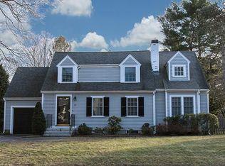 35 Boulder Brook Rd, Wellesley, MA 02481