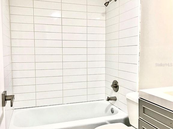 5th image of 4015 Bayshore Blvd APT 5A