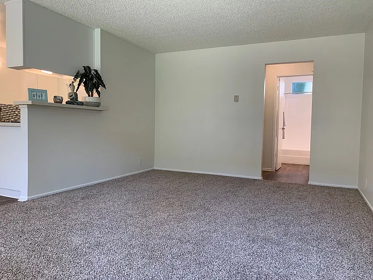 Armada Apartments — Photo 14