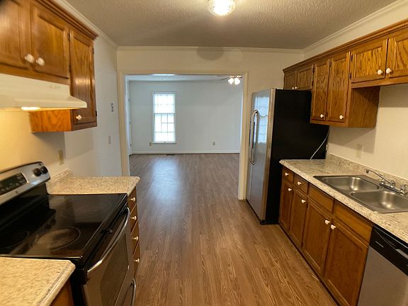 4th image of 2204 Morningside Dr