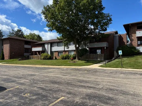 7921 South 68th STREET #208, Franklin, WI 53132