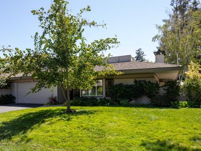 20 Bay Tree Ln, Los Altos, CA, 94022
