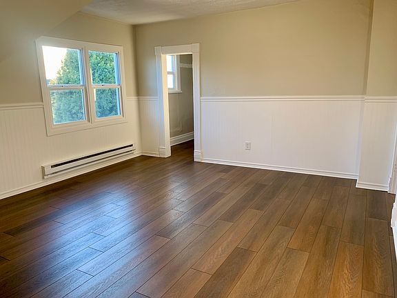 3rd image of 3813 S L St APT B