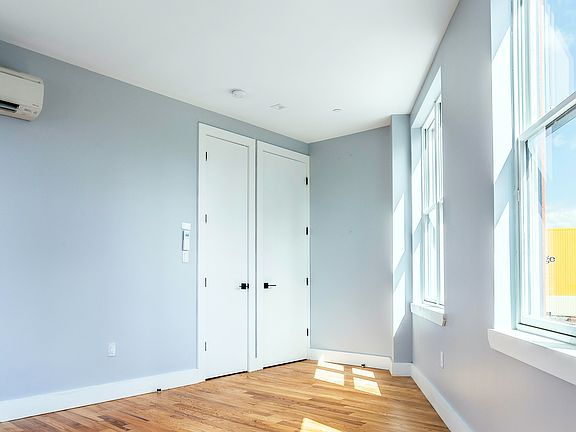 5th image of 2178 Bergen Ave #4B