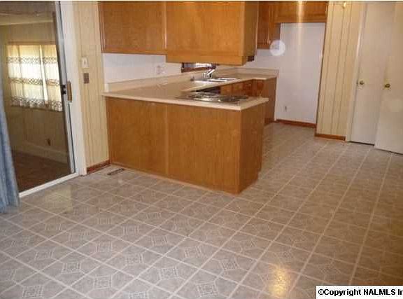 4th image of 309 Jack Coleman Dr NW