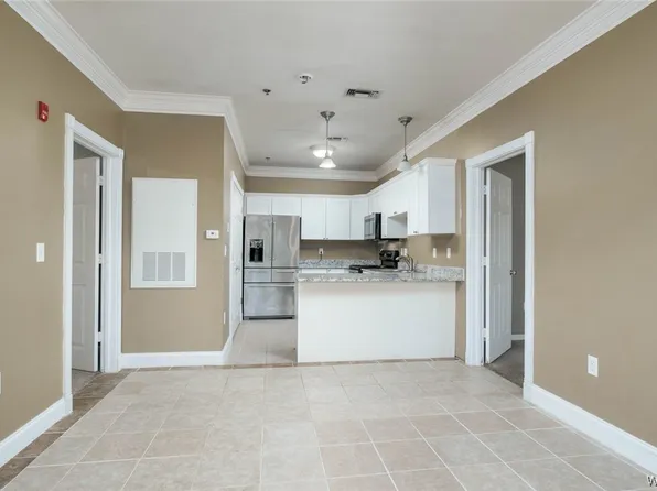 303 Helen Keller Blvd APT B126, Tuscaloosa, AL 35404