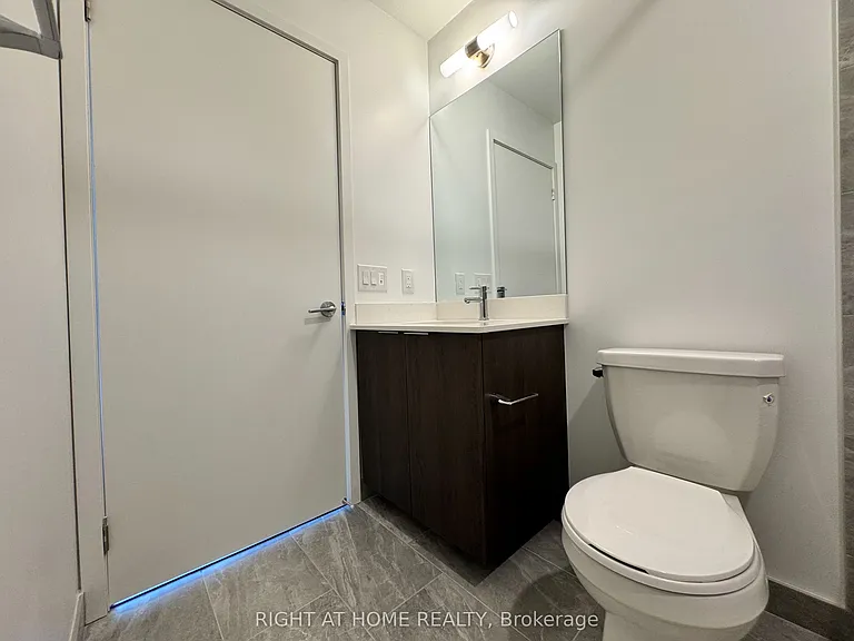 395 Square One Dr #1408 — Photo 32