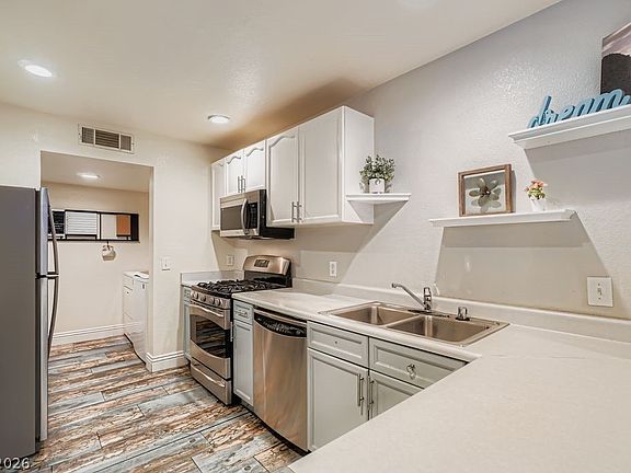 2nd image of 7605 Almeria Ave