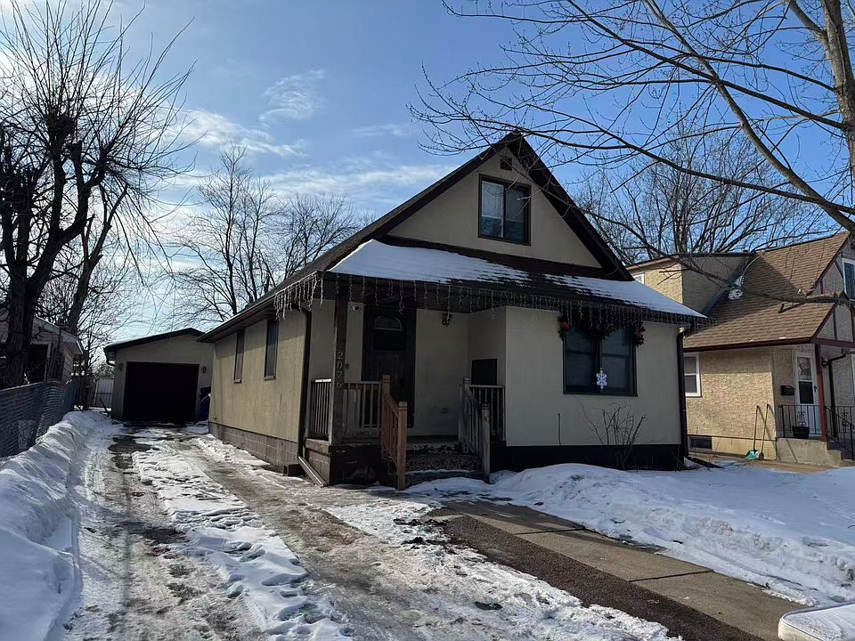 1st image of 2076 Cottage Ave E