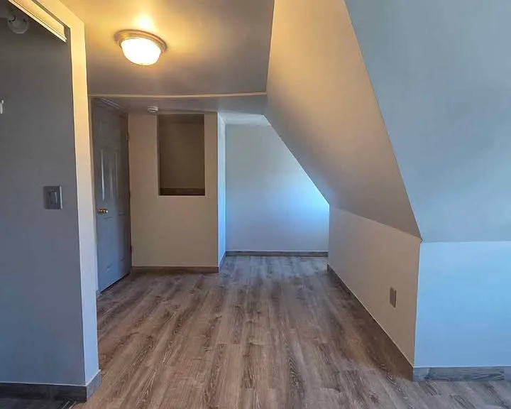 247-255 Lewis St #253D — Photo 1