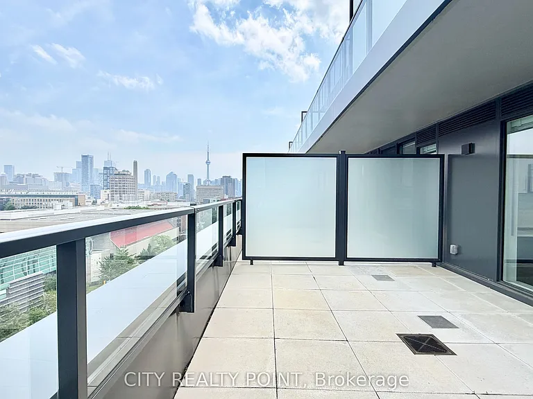 664 Spadina Ave #1003 — Photo 1