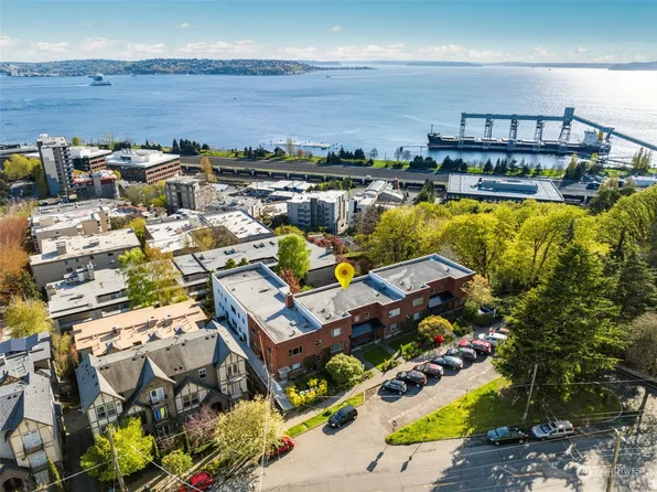 515 W Olympic Place #207, Seattle, WA 98119