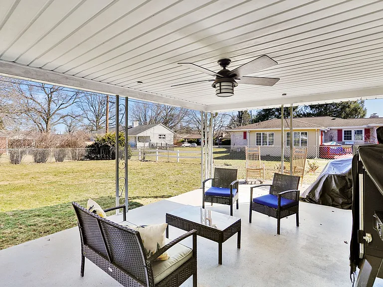 173 Colonial Dr #A — Photo 38