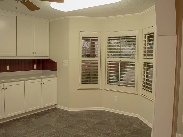 803 Welsh Ave — Photo 3