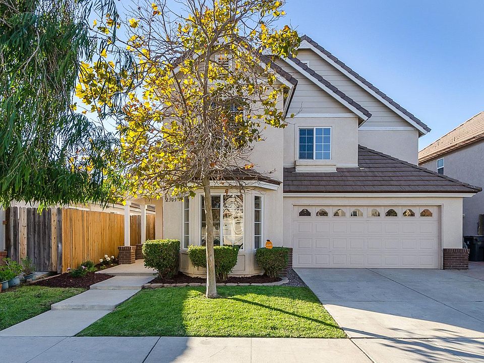 1st image of 2309 Bentley Ave