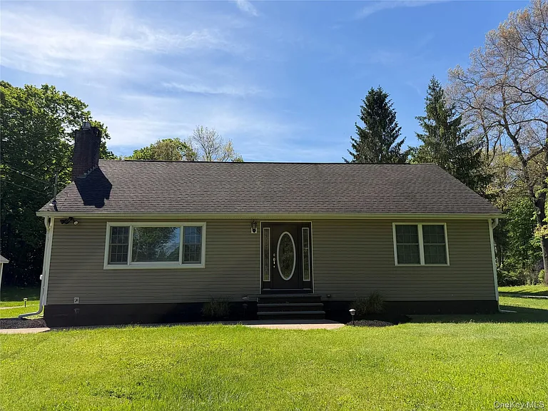 466 Route 82 — Photo 2