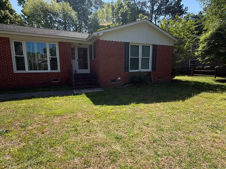 130 Sandtrap Rd — Photo 1