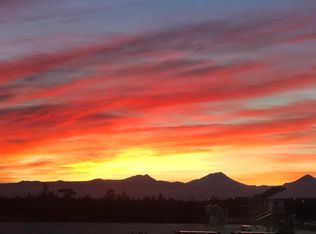 57719 Whistling Swan Ln, Sunriver, OR 97707