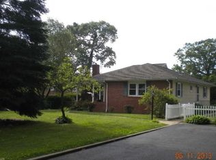 68 Nill St, West Babylon, NY 11704