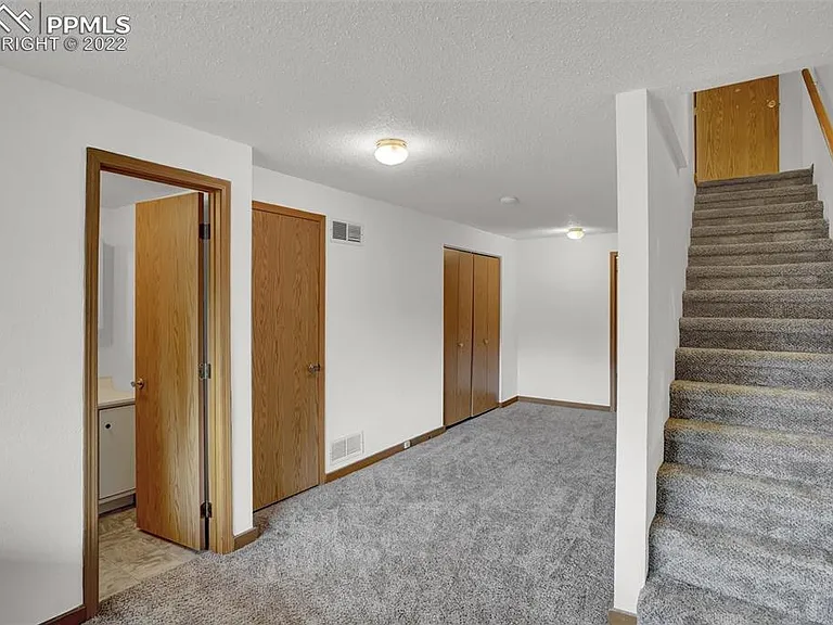 5507-5509 Fiesta Ln #5511 — Photo 22