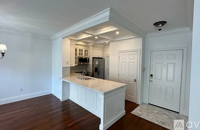 553 Water St — Photo 1
