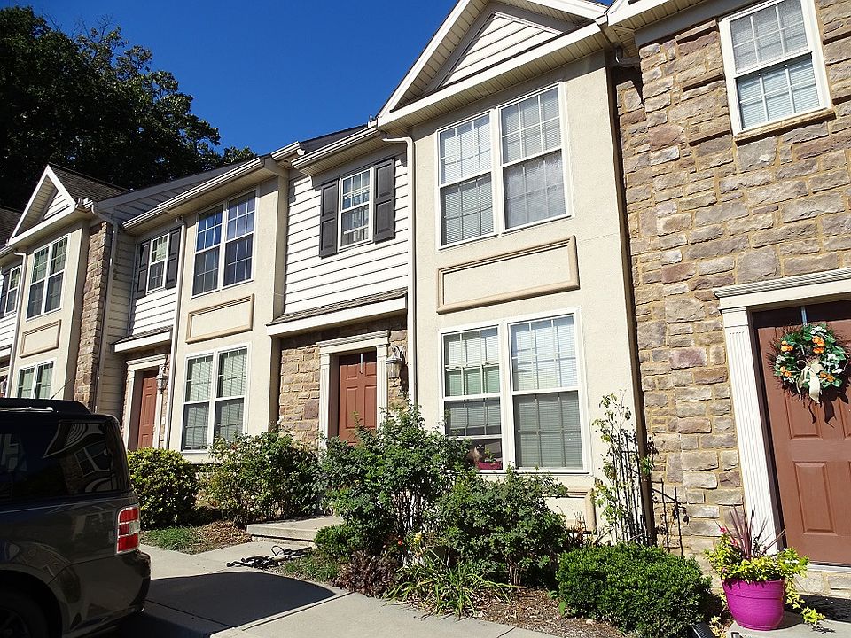 1st image of 233 Ammon Ave