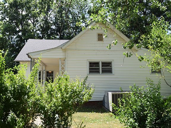 5th image of 327 N Minnesota Ave