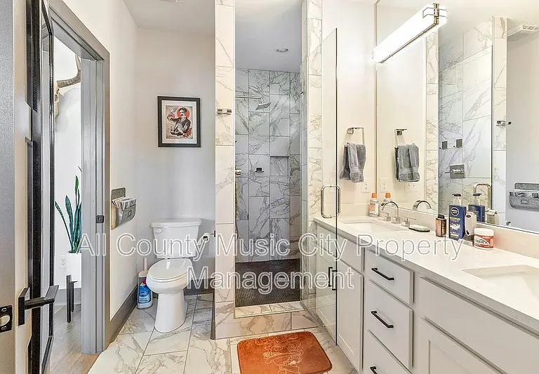 1507B 14th Ave N — Photo 16