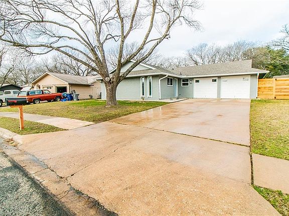 3rd image of 9902 Ochiltree Dr