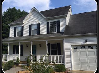 26 Debbie Dr, Fredericksburg, VA