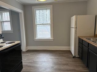 224 W 10th St #2, Michigan City, IN 46360