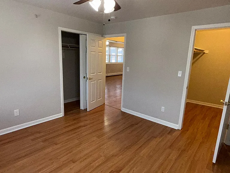 158 N 8th St #6 — Photo 7