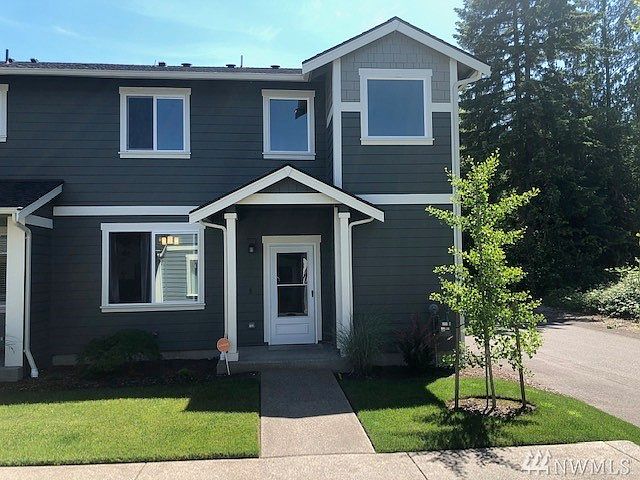 1st image of 8303 175th St E