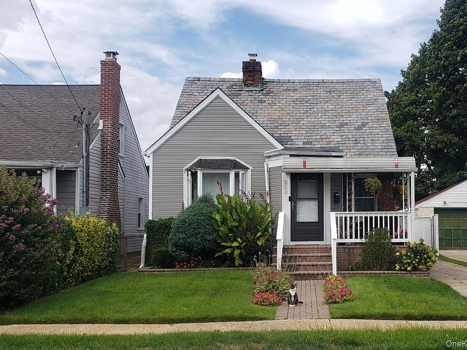 1st image of 269 Windsor Parkway