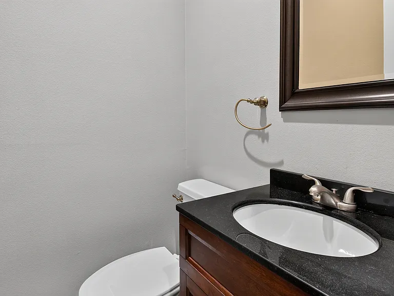 904 Solaris Pl — Photo 15