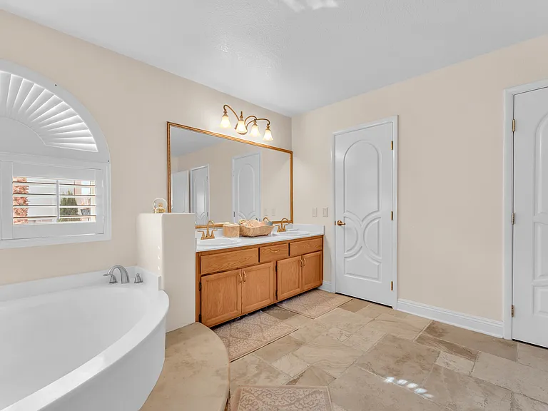 903 Possum Hill St — Photo 33