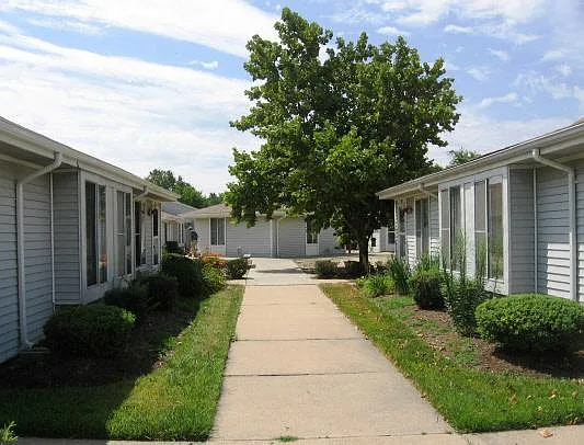 Stevensville Village — Photo 1