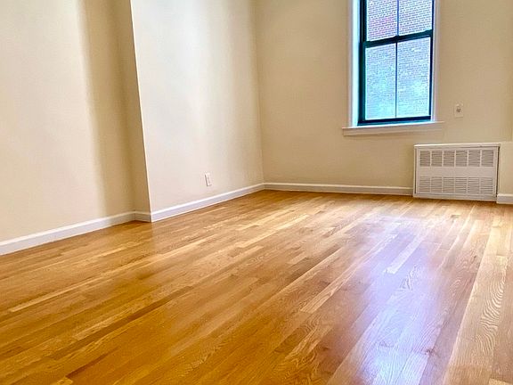 5th image of 502 E 79th St APT 5H