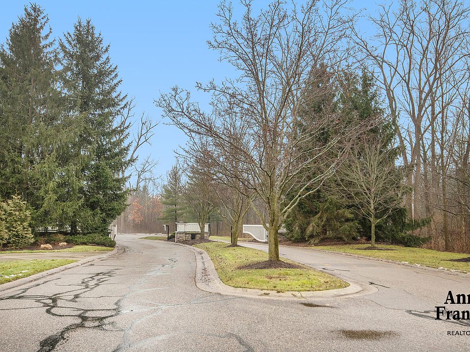 1st image of 3814 Bridgehampton Dr NE