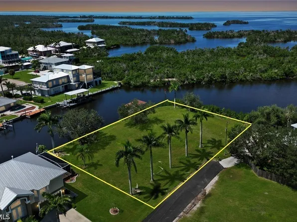 24153 Henry Morgan Blvd, Punta Gorda, FL 33955