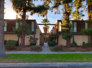 125 Harkness Ave #3, Pasadena, CA 91106