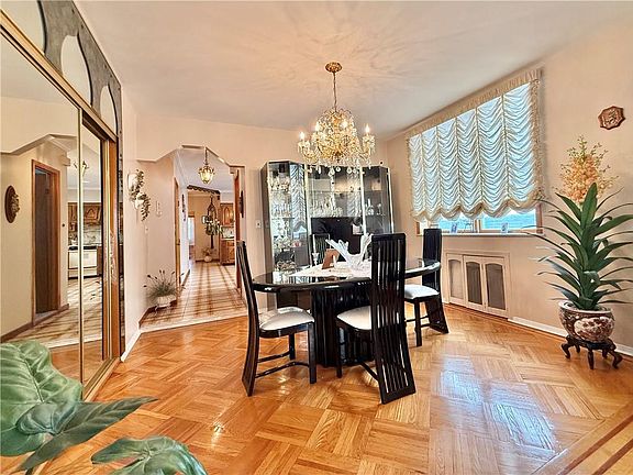 4th image of 2049 71st St