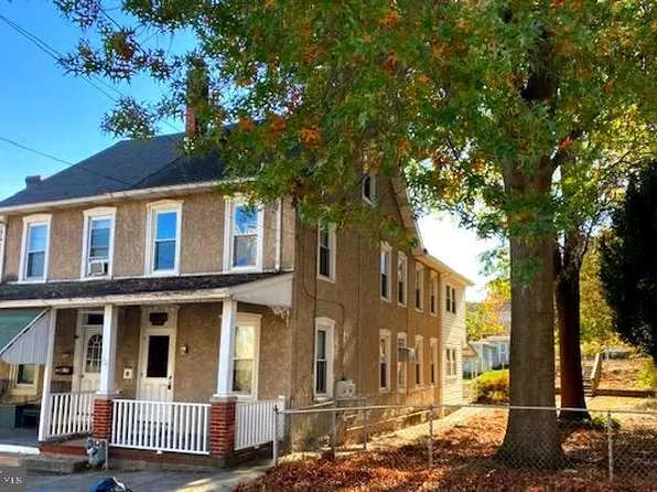 128 Hall St, Spring City, PA 19475