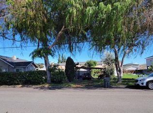 1866 W Gardena Blvd, Gardena, CA 90247