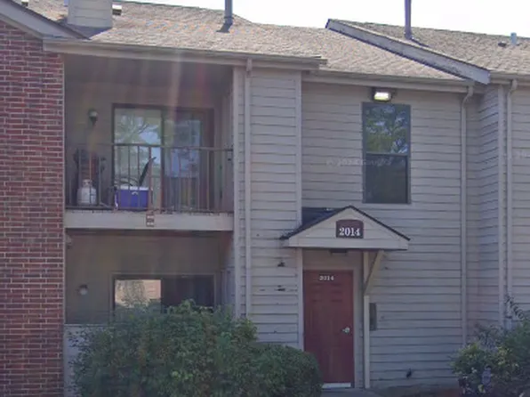2014 N Rand Rd Unit 205, Palatine, IL 60074