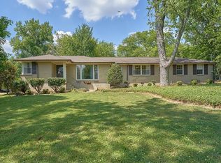 9022 Forest Lawn Dr, Brentwood, TN 37027