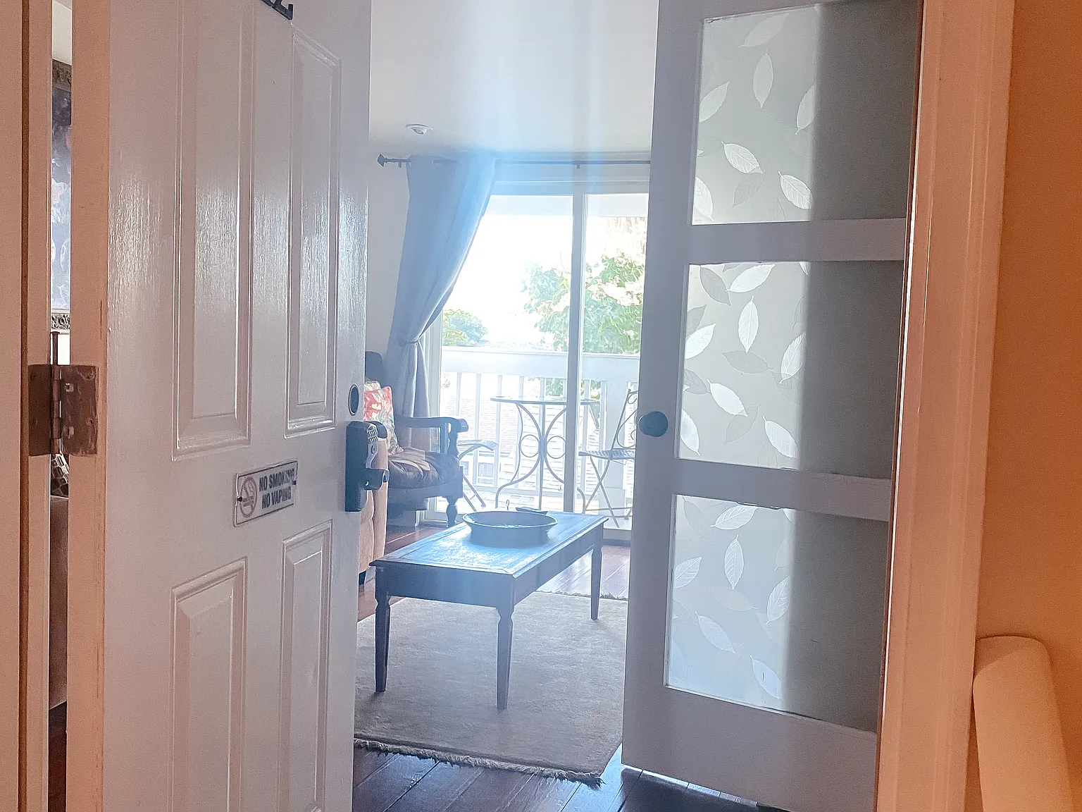 1 bed, 800 sqft, $1,290 — Photo 3
