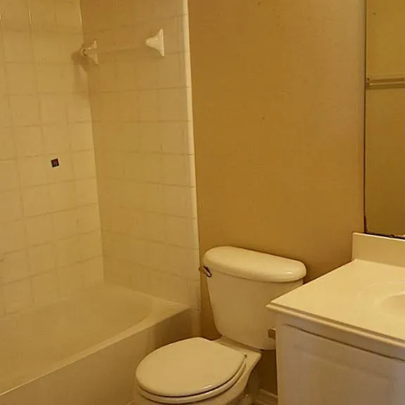 111 Gallery Cove Ct — Photo 15