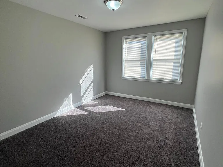 3611 Ravenwood Ave #2 — Photo 4